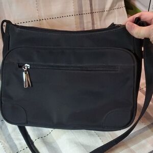 Elegant Black Shoulder Travel Bag